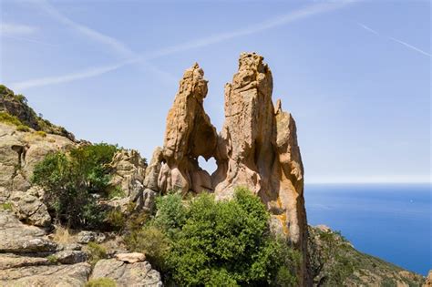 Spectaculaire rotsformaties van de Calanches van Piana aan de westkust