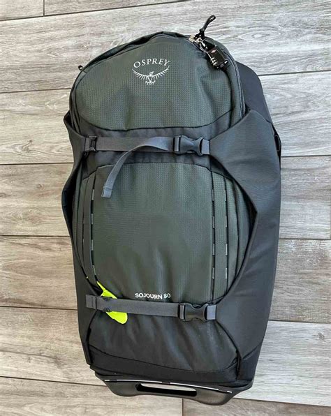 Foto van de Osprey Sojourn 80 die als trolley wordt gebruikt op een reis