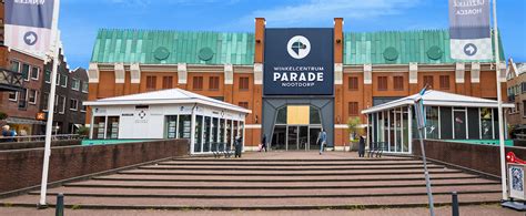 kerstsfeer en aankleding van de Parade Nootdorp