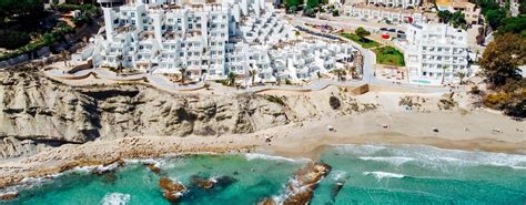 Luxe appartementencomplex van Dormio aan de kust