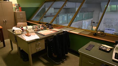 Interieur van de Duitse commandobunker op het domein van de luchthaven Deurne