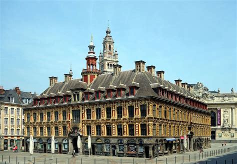 De architectonische pracht van de Vieille Bourse in Lille