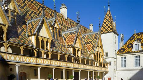 Illustratie van de Hospices de Beaune, een historisch gebouw en belangrijk symbool van de stad.