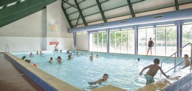 Overzicht van RCN Vakantiepark Zeewolde met zwembad en jachthaven