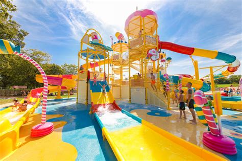Strand en speelgelegenheden bij Capfun Erkemederstrand