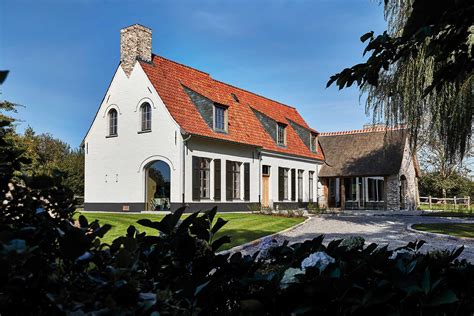 Landelijke hoeve met uitzicht over de Zuid-Limburgse heuvels