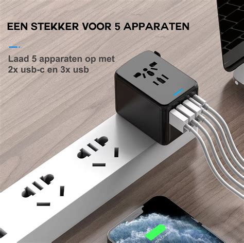 Wereldstekker met diverse adapters