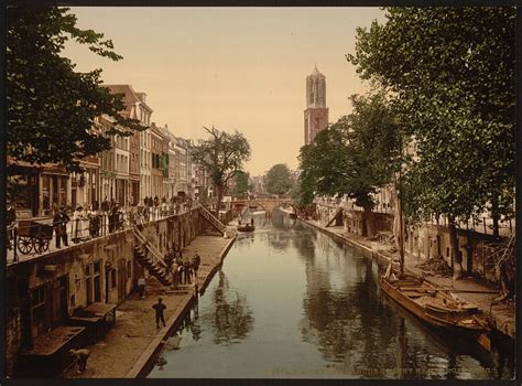 Luchtfoto van de grachten van Utrecht