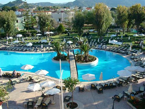 Plattegrond van de omgeving van Atlantica Princess Hotel met strand en centrum