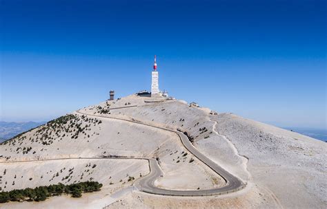 De Mont Ventoux, een iconisch berglandschap in Vaucluse