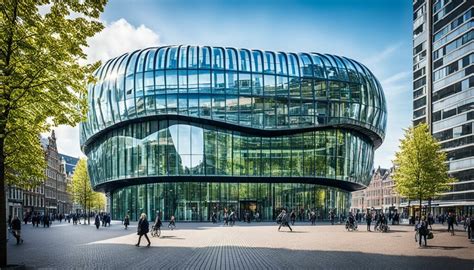 Een moderne SIXT huurauto geparkeerd voor een iconisch Duits gebouw.