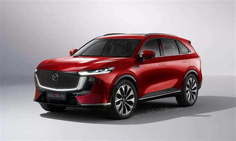 Collage van nieuwe Mazda en KGM modellen