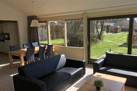 Interieurfoto van een luxe ingerichte bungalow op Landgoed de Lindenbergh