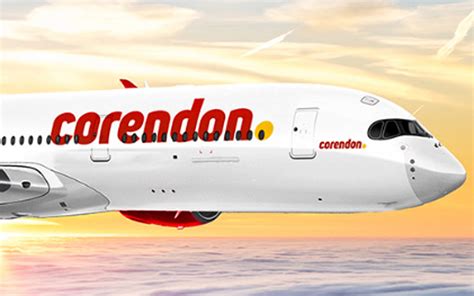Contactgegevens van Corendon Airlines, inclusief telefoonnummers en link naar het contactformulier.