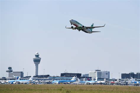 Vertrekkende vliegtuig vanaf de luchthaven van Kaapstad