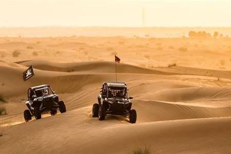 Woestijnsafari met quads in Dubai