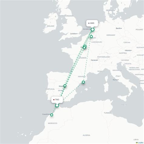 Informatie over de verschillende luchtvaartmaatschappijen die vluchten aanbieden van Amsterdam naar Mumbai, inclusief hun beoordelingen en gemiddelde prijzen.